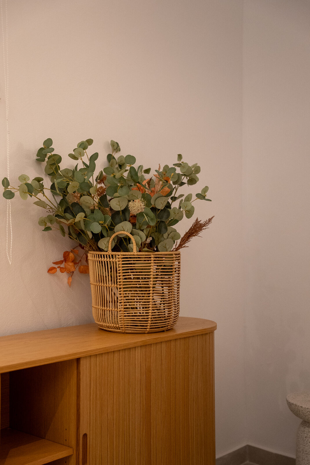 Detail mit getrockneten Blumen